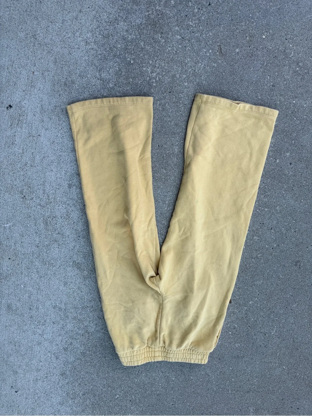 GAP wide leg Yellow Kids Sweatpants with Smiling Daisy